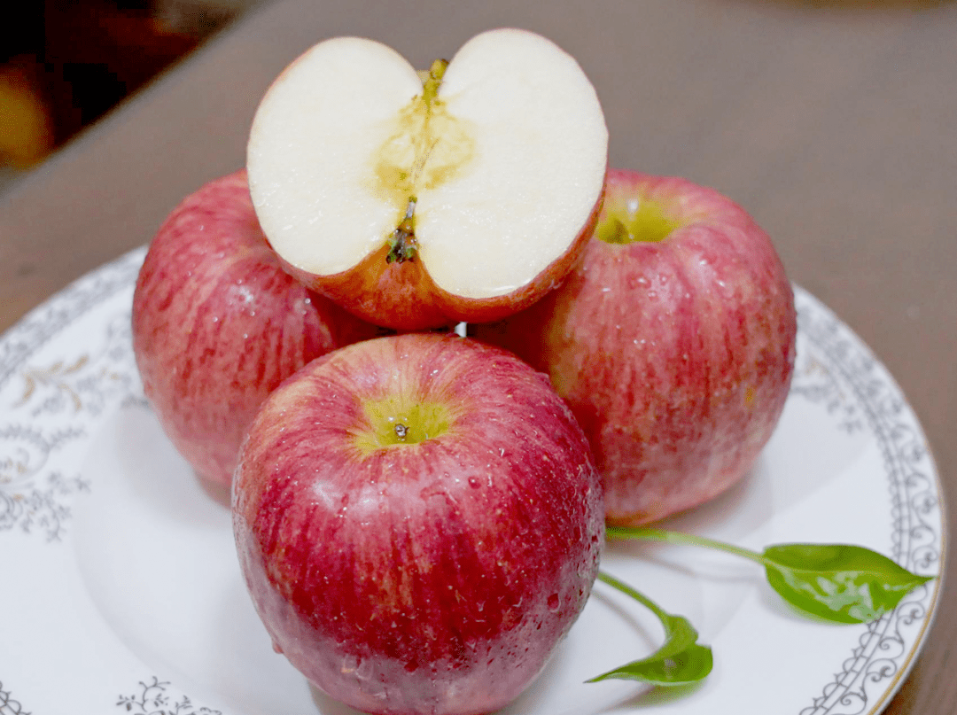 微信粉丝清理免费版苹果:沧州助农接力“第二棒”来了！迎霜下树，脆甜多汁！这样的苹果每个沧州人都爱！